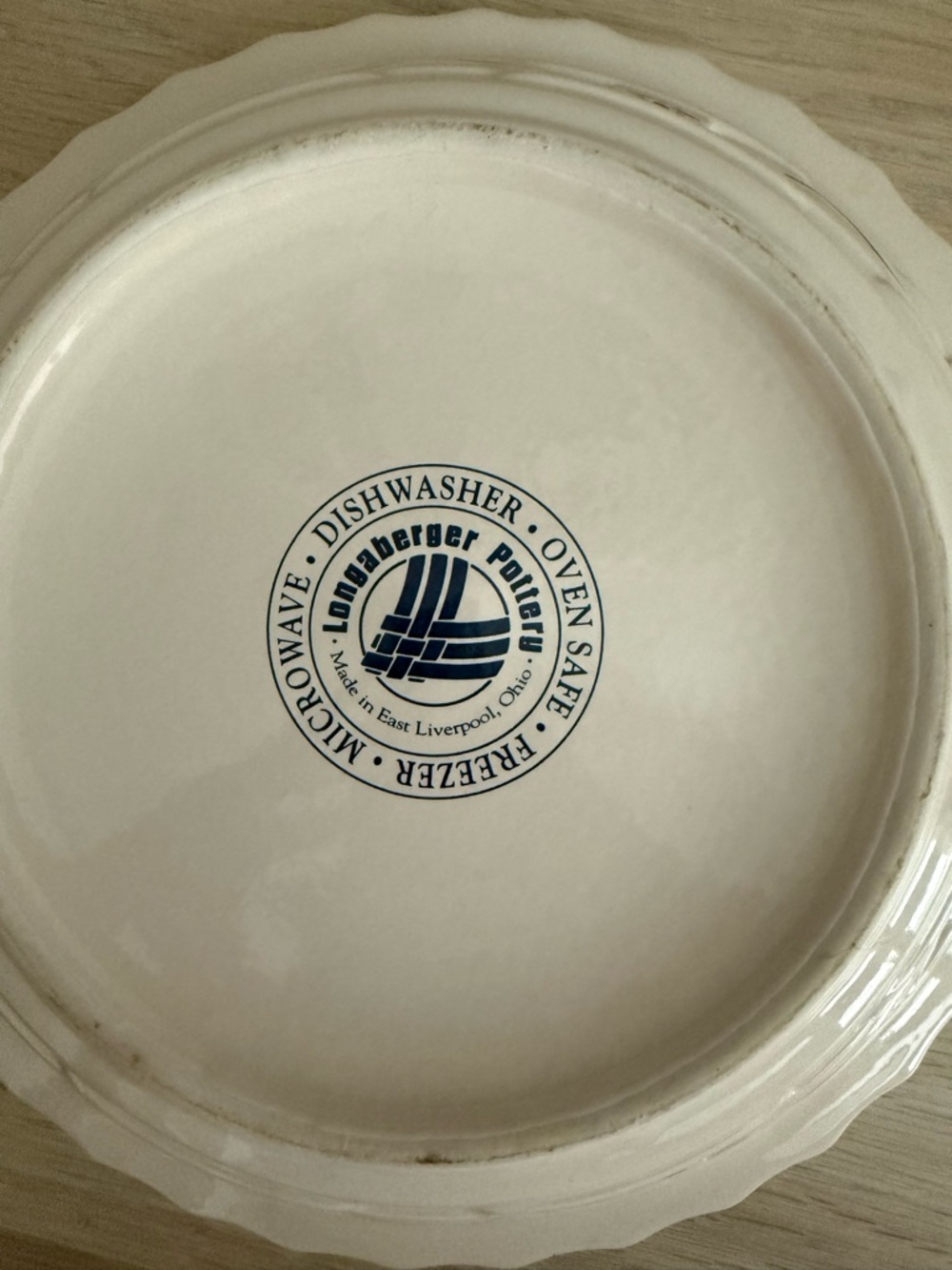 Longaberger White Ceramic Serving Pie Dish with Blue Floral Accents - Picture 4 of 4